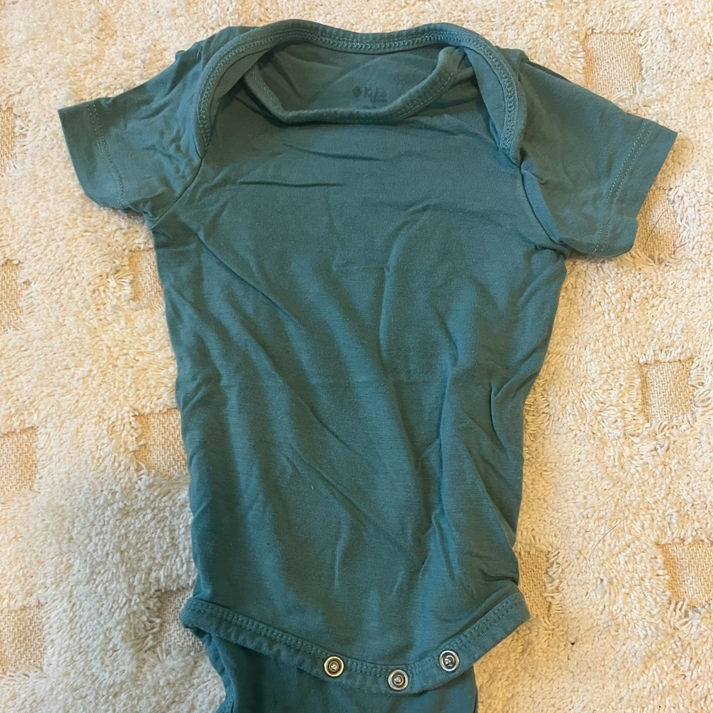 Kyte Baby Bodysuit in Cove
Cove / 0-3 months
